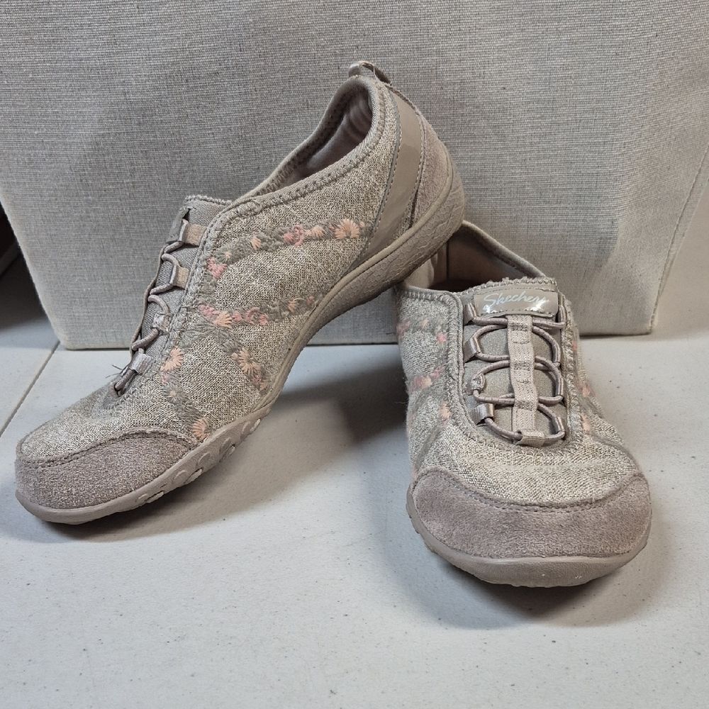 Skechers Women's 8 Gray/Tan and Pink Casual Shoes
